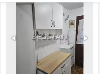 Svetotrojicina | 4zida.rs