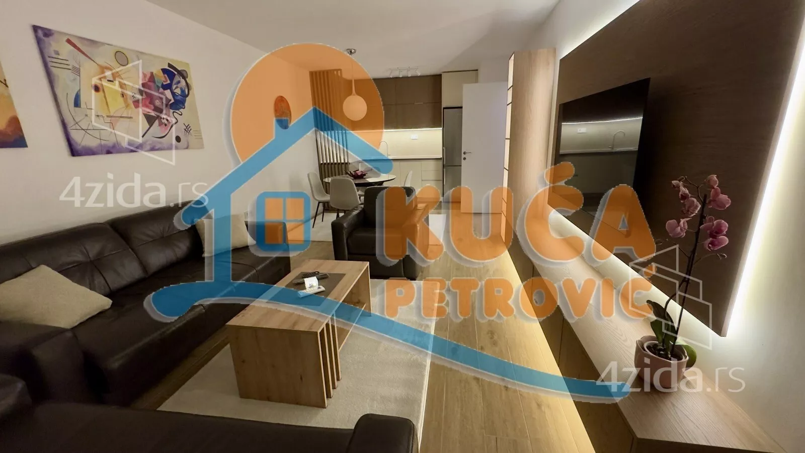 Jednoiposoban stan | 4zida