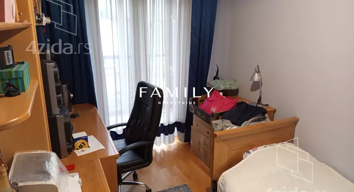 Petosoban stan | 4zida