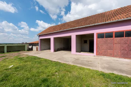 U blizini Belegiš vile | 4zida.rs