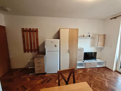 Hadži Ruvimova 22 | 4zida.rs