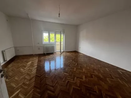 Zrenjanin, Žitni trg | 4zida.rs