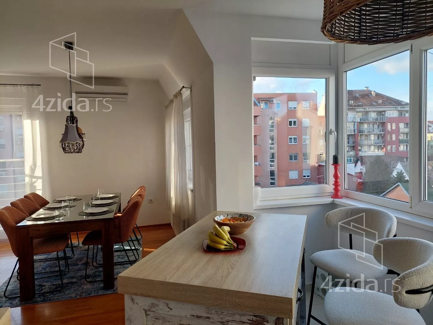 Petosoban stan | 4zida