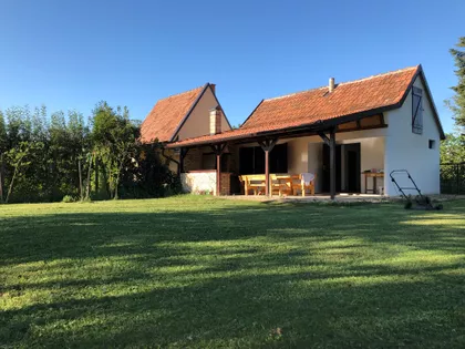 Babatovo | 4zida.rs