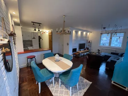 Prvomajska | 4zida.rs