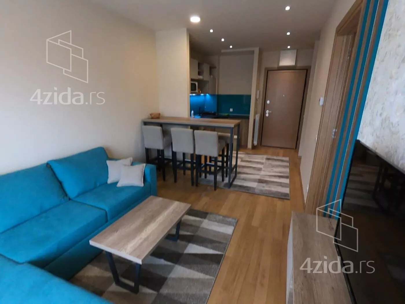 Jednoiposoban stan | 4zida