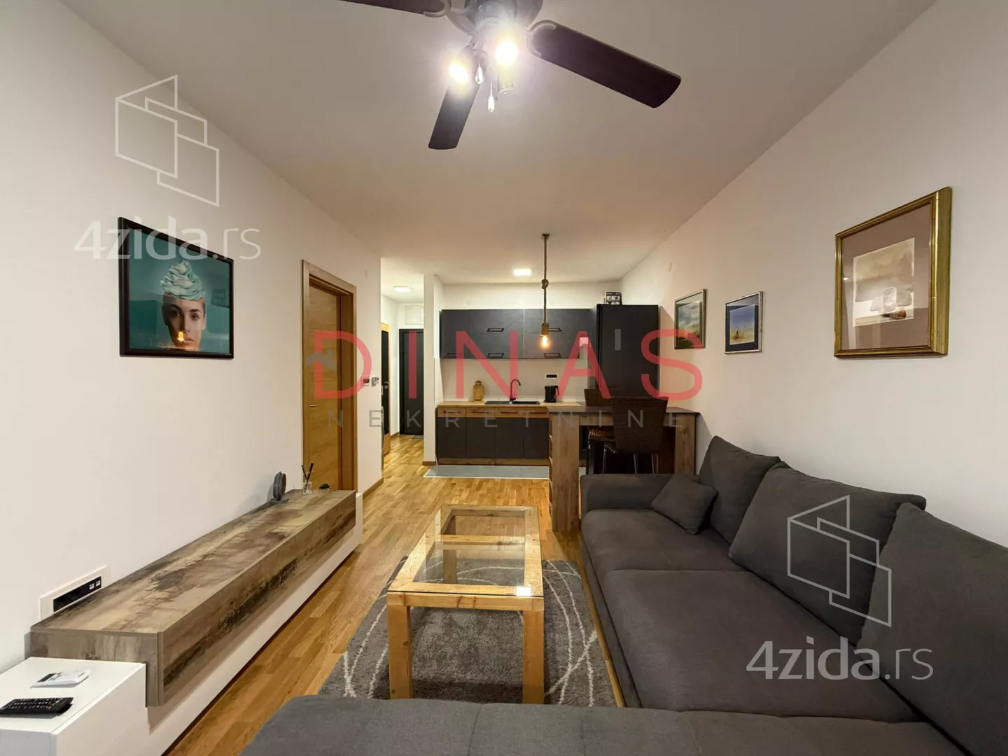 Jednoiposoban stan | 4zida