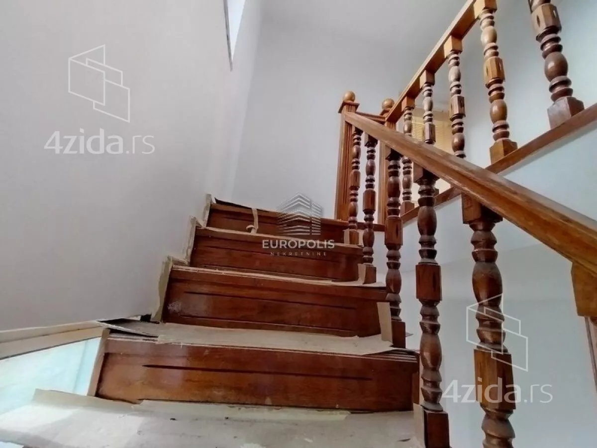 Kuća | 4zida