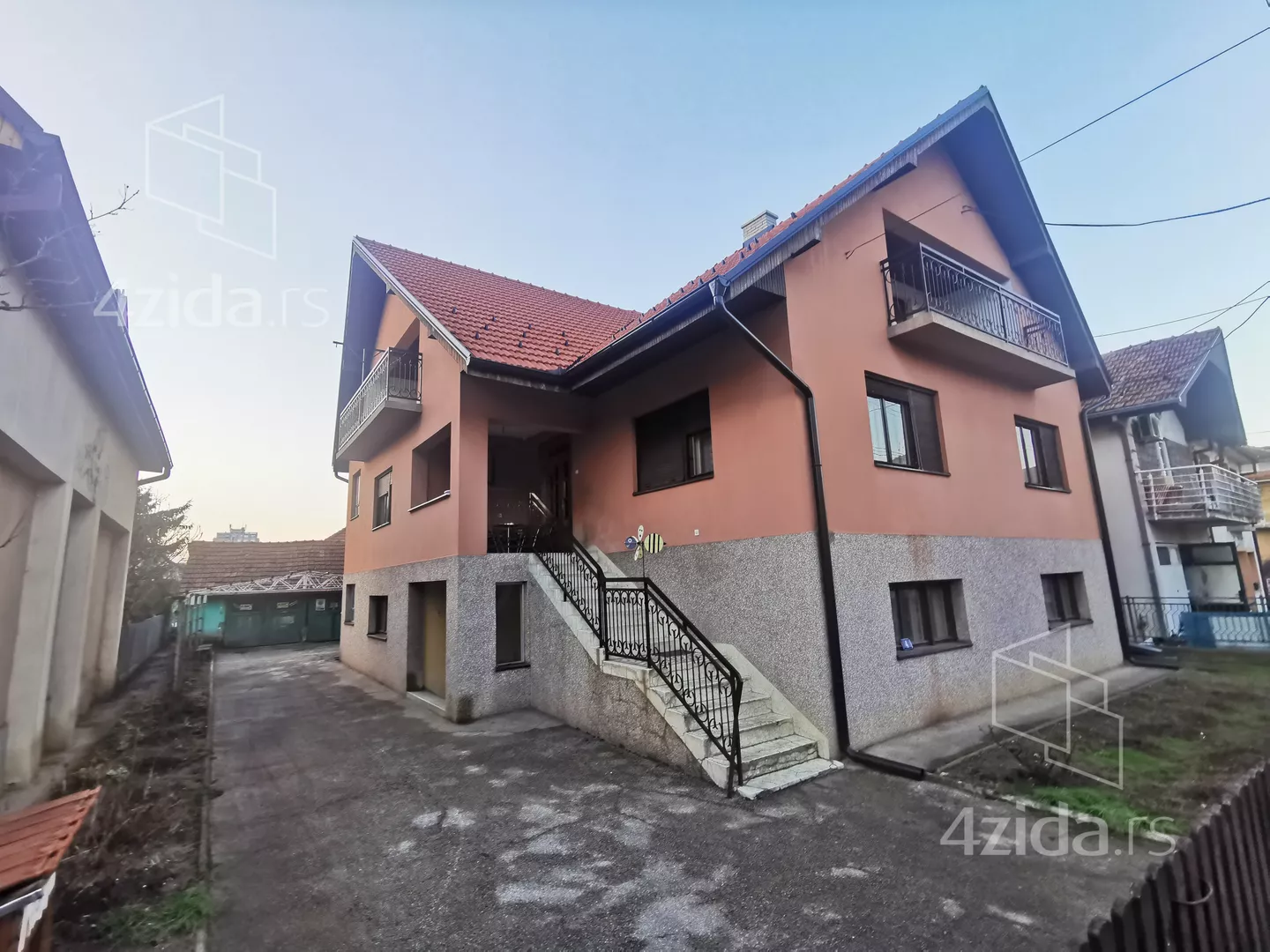2-etažna kuća | 4zida