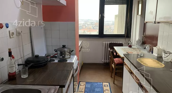 Petosoban stan | 4zida