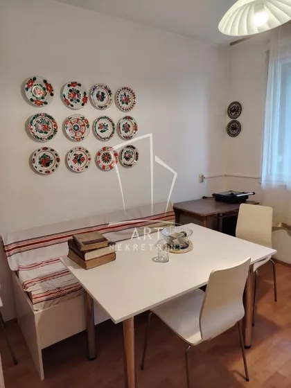 Pabla Nerude | 4zida.rs