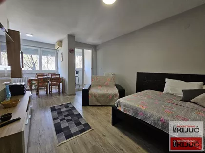 Bulevar Oslobođenja | 4zida.rs