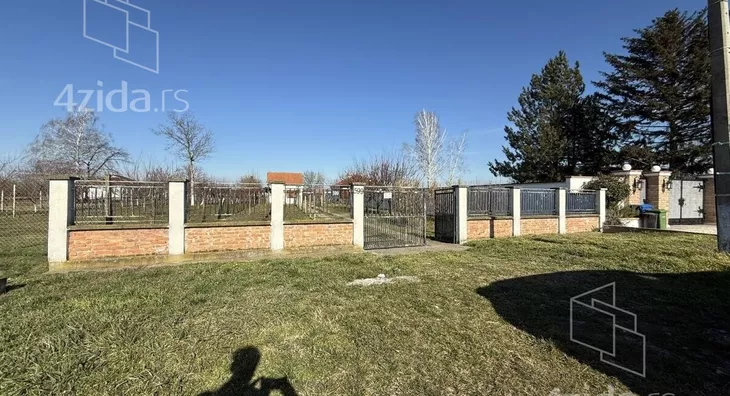 Građevinsko zemljište | 4zida