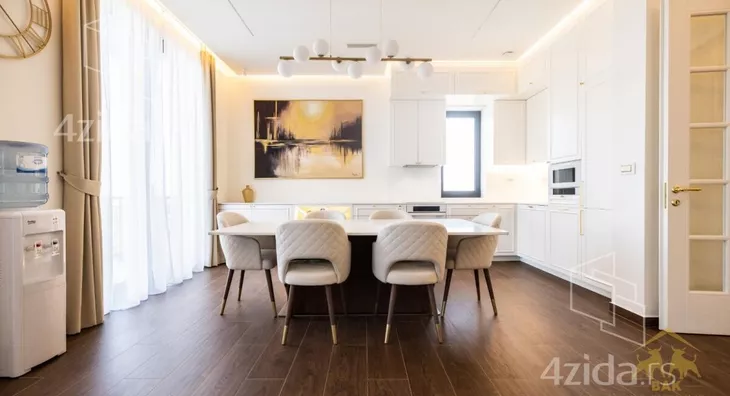 Petosoban stan | 4zida