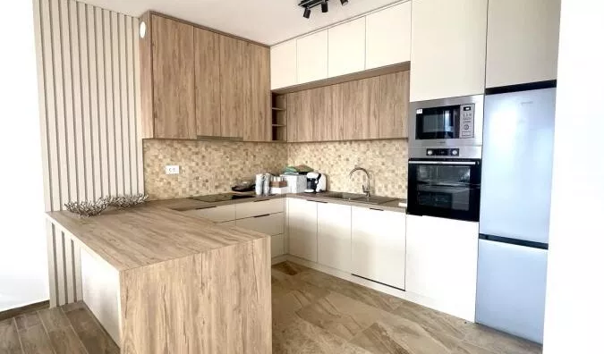 Četvoroiposoban stan | 4zida