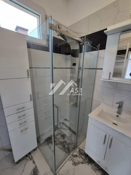 Cara Dušana | 4zida.rs