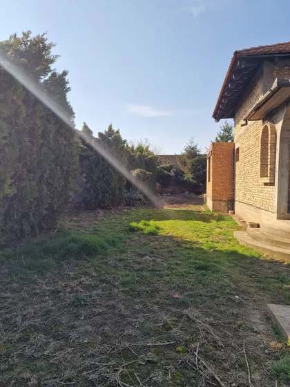 Branka Radičevića 25 | 4zida.rs