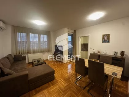 Dr Svetislava Kasapinovića | 4zida.rs