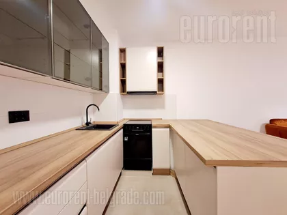 BOGOSLOVIJA | 4zida.rs