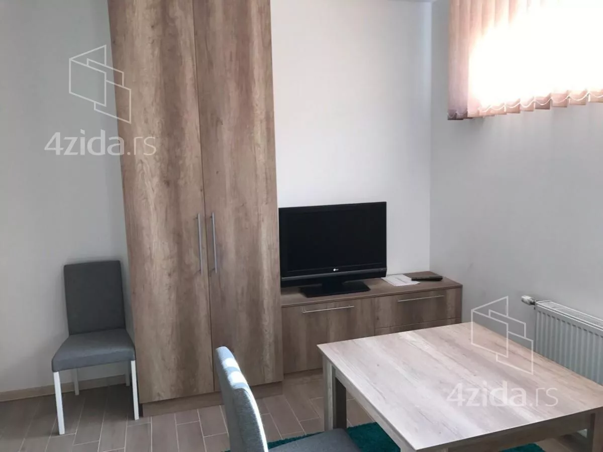 Garsonjera | 4zida