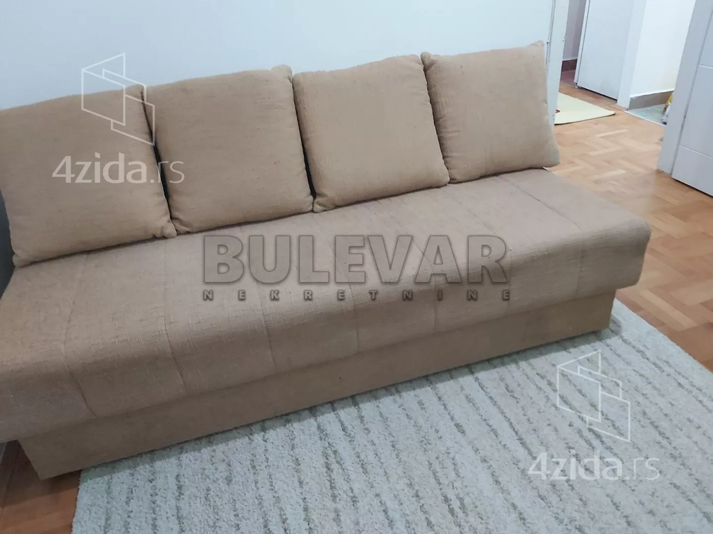 Jednoiposoban stan | 4zida