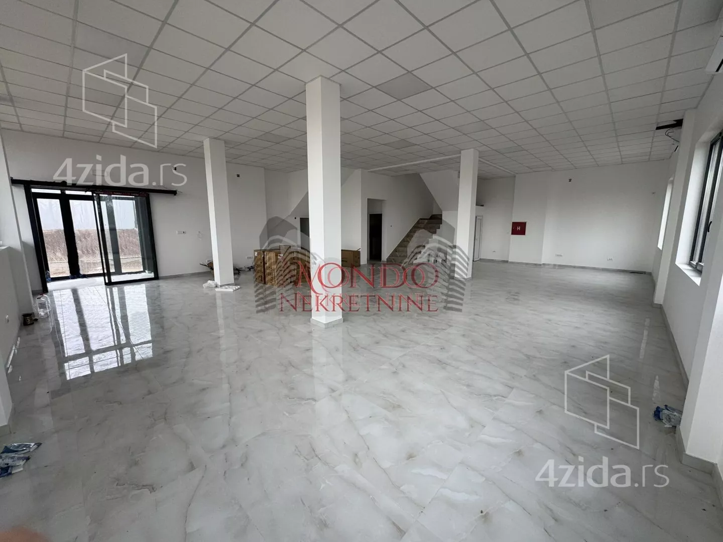 Poslovni prostor | 4zida