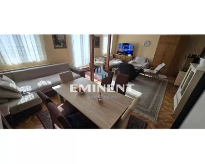 Vojvode Vlahovića | 4zida.rs