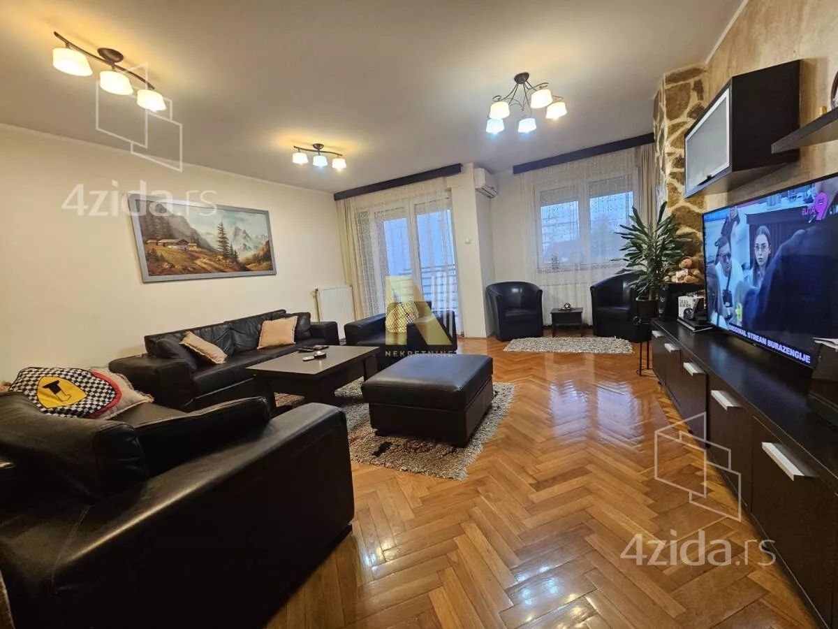 Četvorosoban stan | 4zida