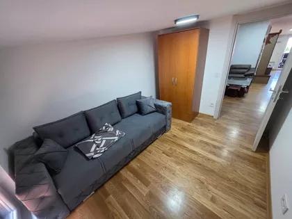 Vojvode Prijezde 27 | 4zida.rs