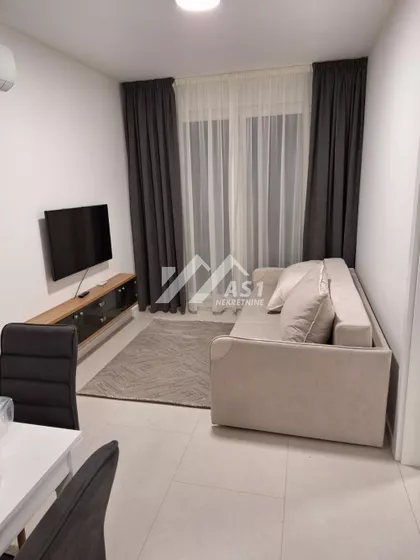 Cetinjska | 4zida.rs