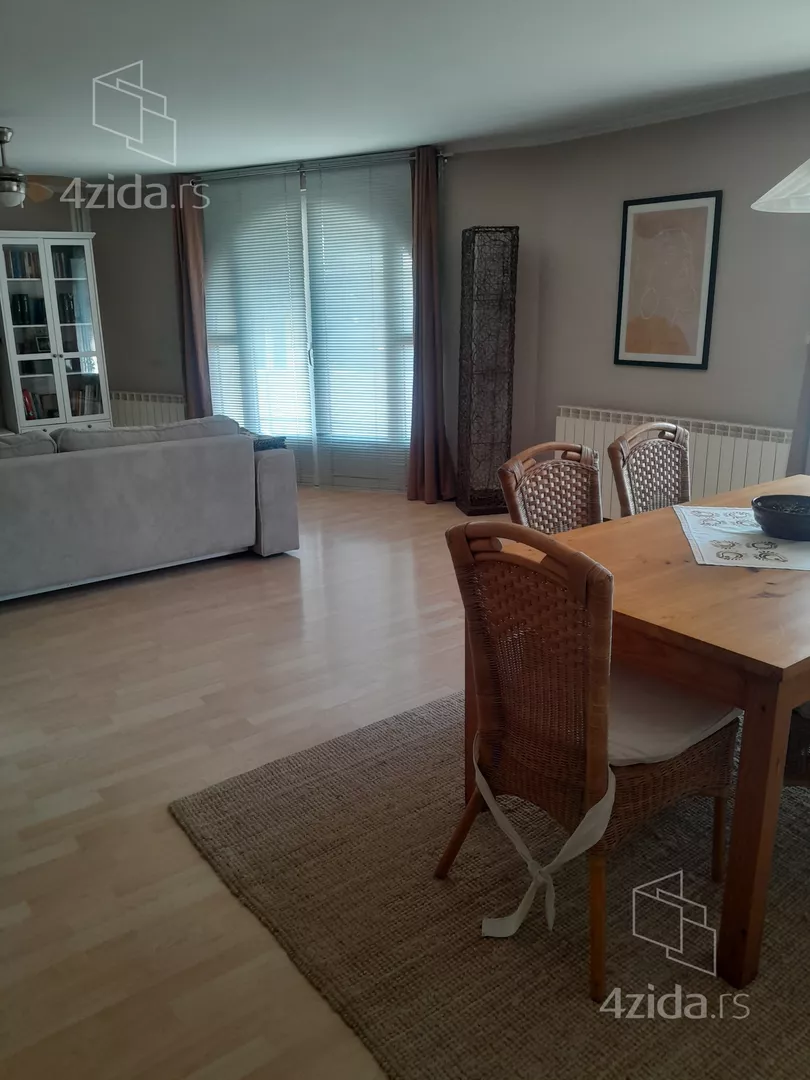 3-etažna kuća | 4zida