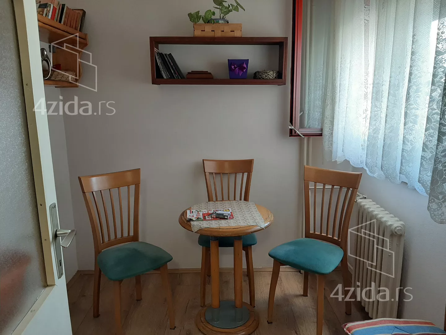 Troiposoban stan | 4zida
