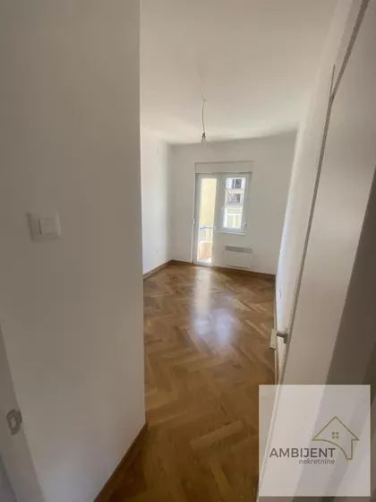 Južni Bulevar | 4zida.rs