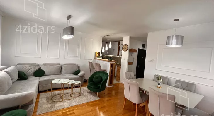 Petosoban stan | 4zida