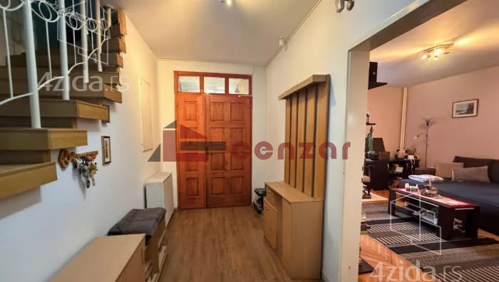 3-etažna kuća | 4zida