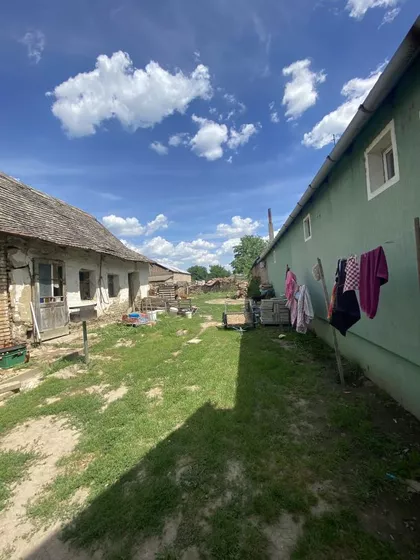 Uzdin | 4zida.rs
