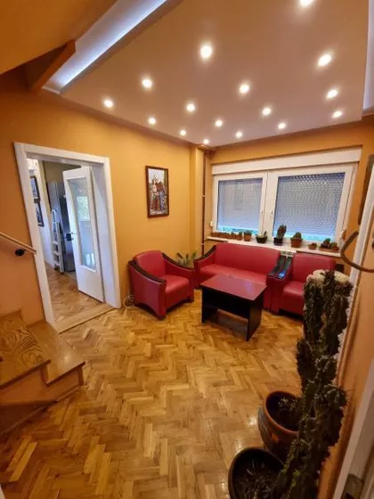 Sremska Kamenica | 4zida.rs