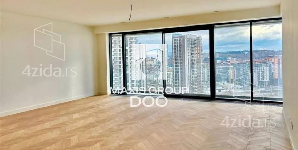 Četvoroiposoban stan | 4zida