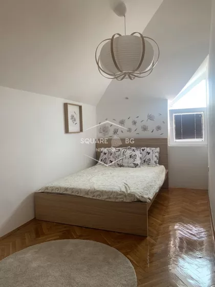 Ustanička | 4zida.rs