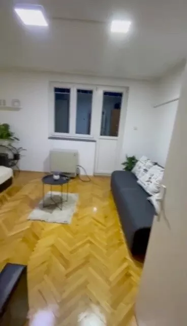 Cara Dušana | 4zida.rs