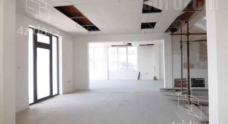 Poslovni prostor | 4zida