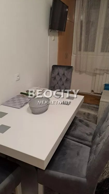 Gundulićev venac | 4zida.rs