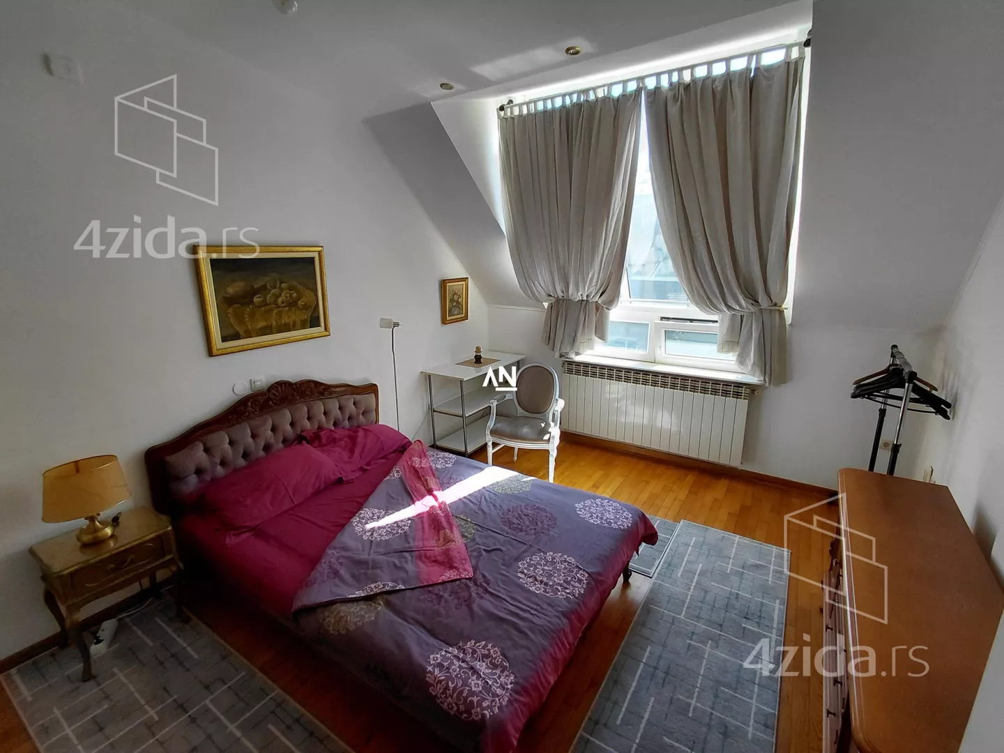 Petosoban stan | 4zida