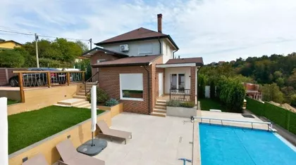 Nenadovac | 4zida.rs