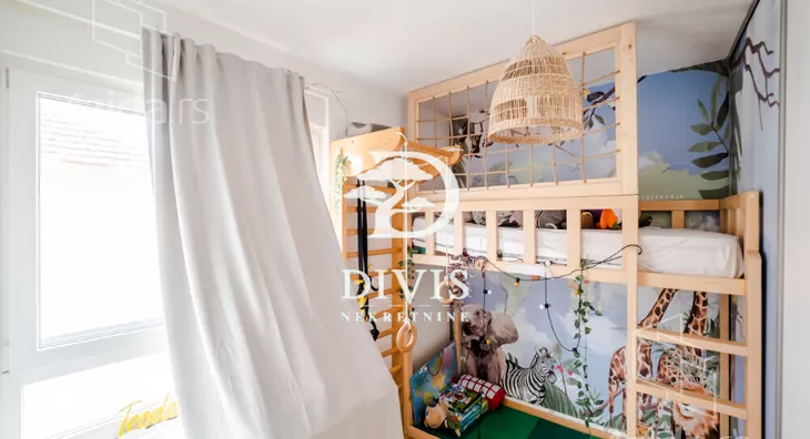 Troiposoban stan | 4zida