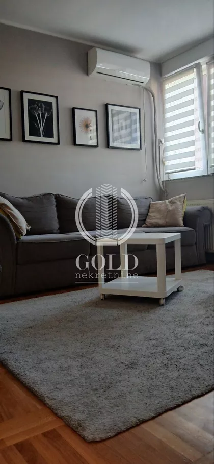 Bulevar Cara Lazara | 4zida.rs