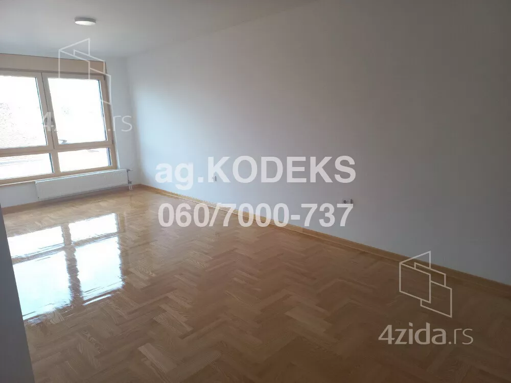 Kancelarija | 4zida