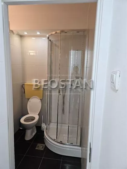 Pariske Komune | 4zida.rs