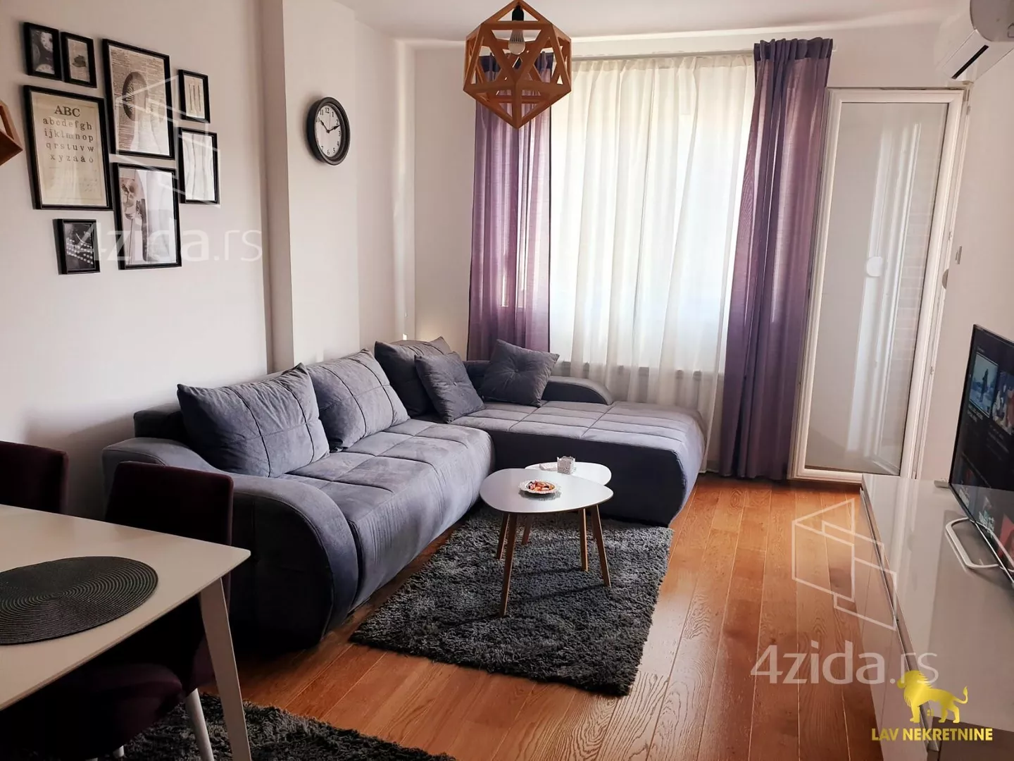 Jednoiposoban stan | 4zida