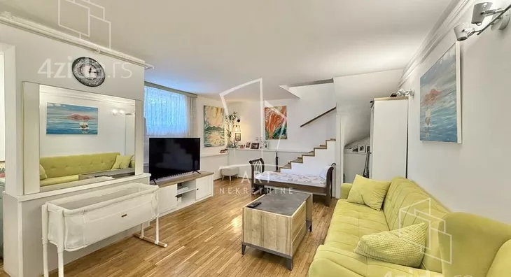 Petosoban stan | 4zida